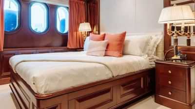 Guest Cabin 2