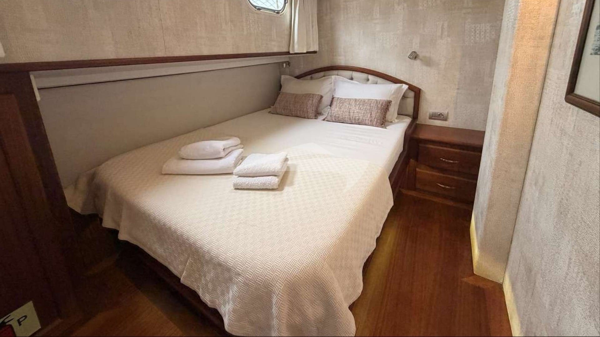 Guest Cabin