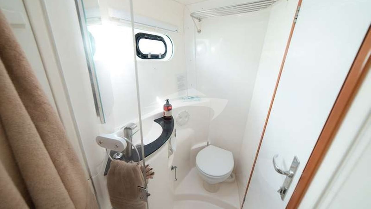 Separate showers in each bathroom