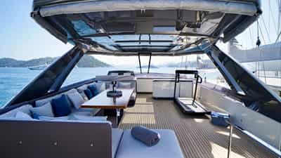 Flybridge