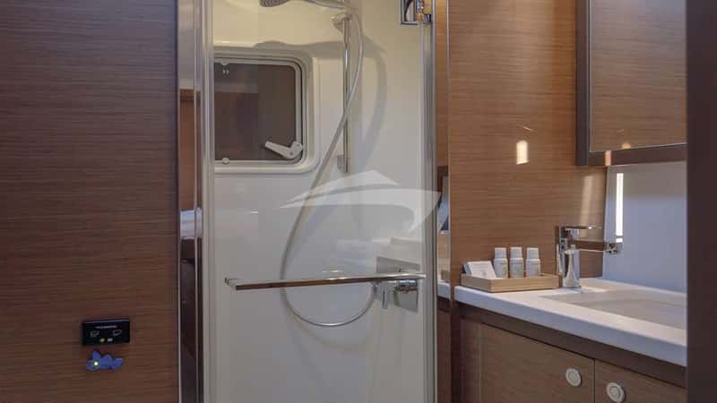 ONEIDA 16m sailing yacht charter, photo 8