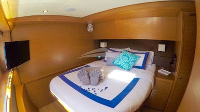 Starboard Mid Cabin