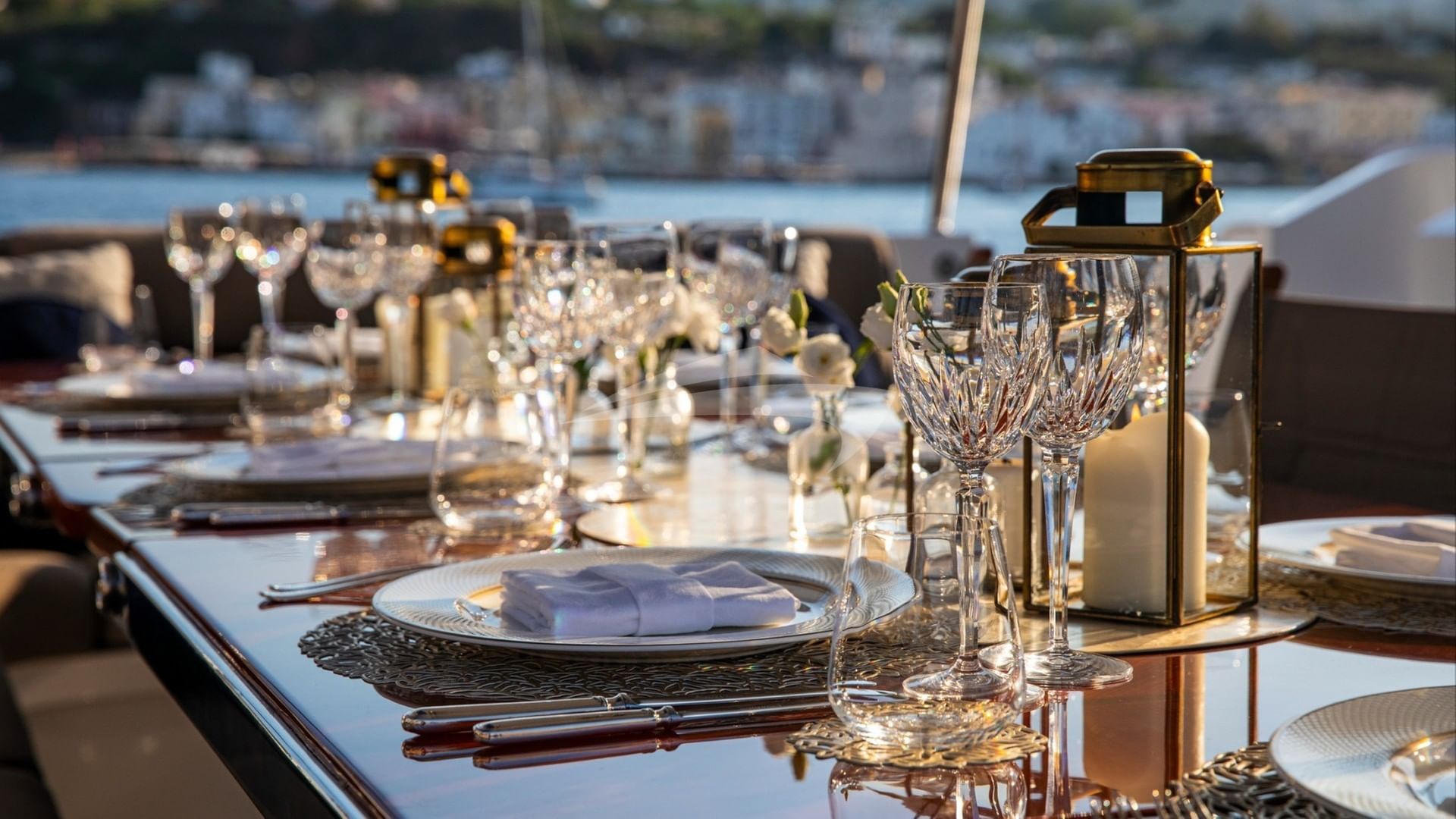 Cockpit and Outdoor Dining Detail