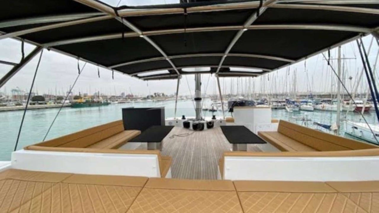 Foredeck lounge area