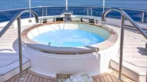 Deck Jacuzzi