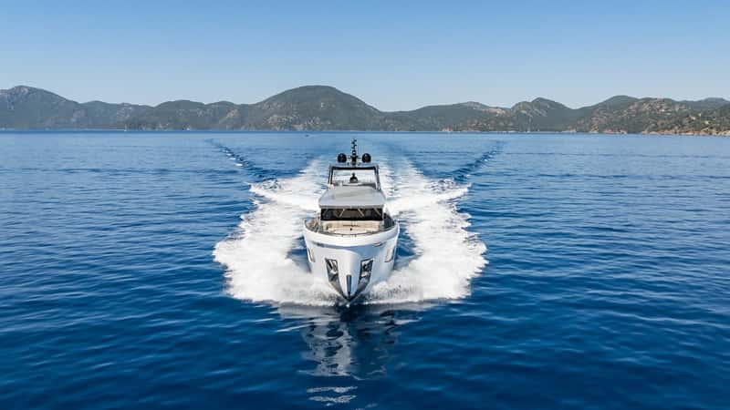 FERRO 77 26m motor yacht charter, photo 10