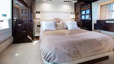 Primary suite