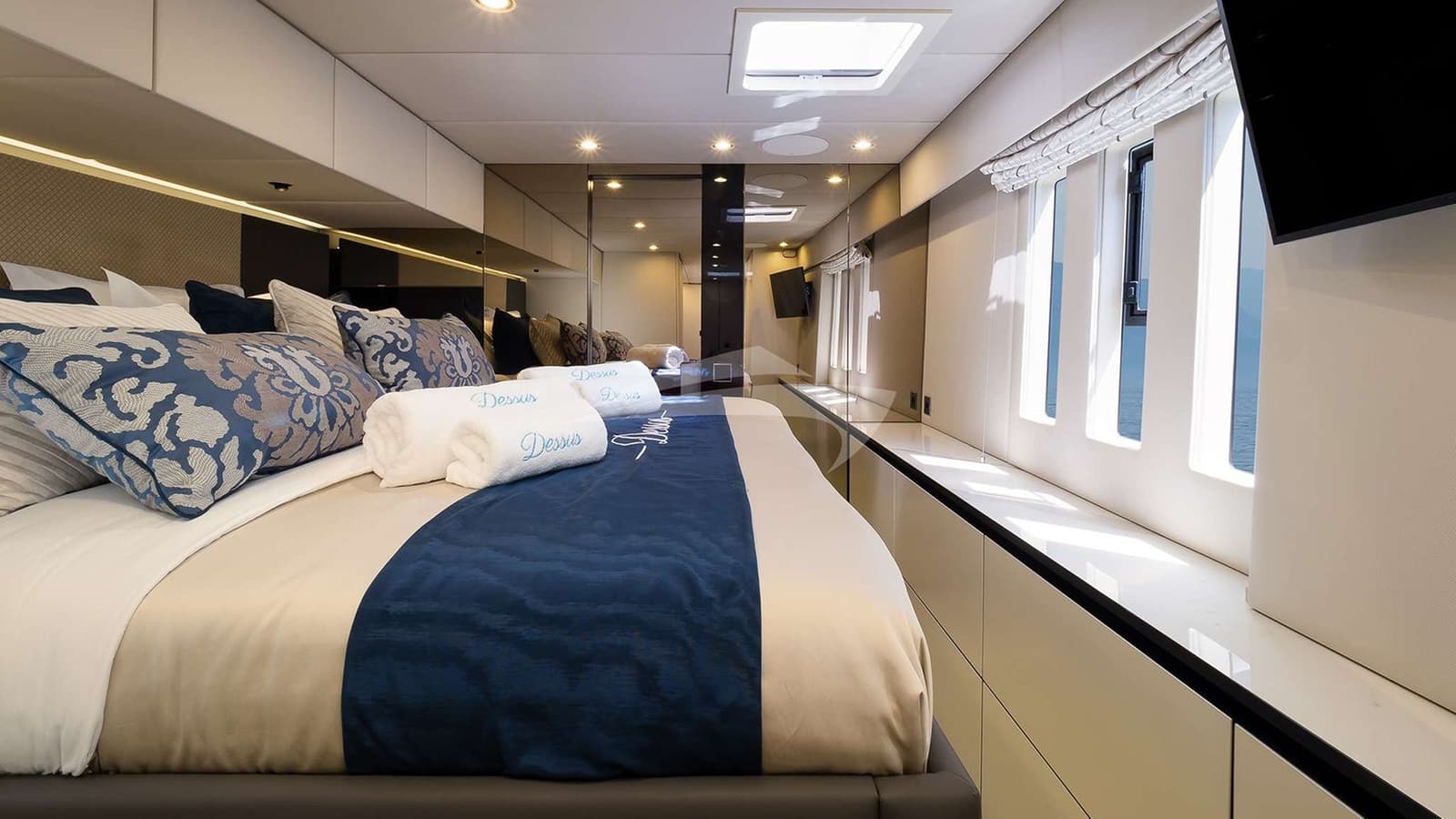 DESSUS, photo from the yacht portfolio 5