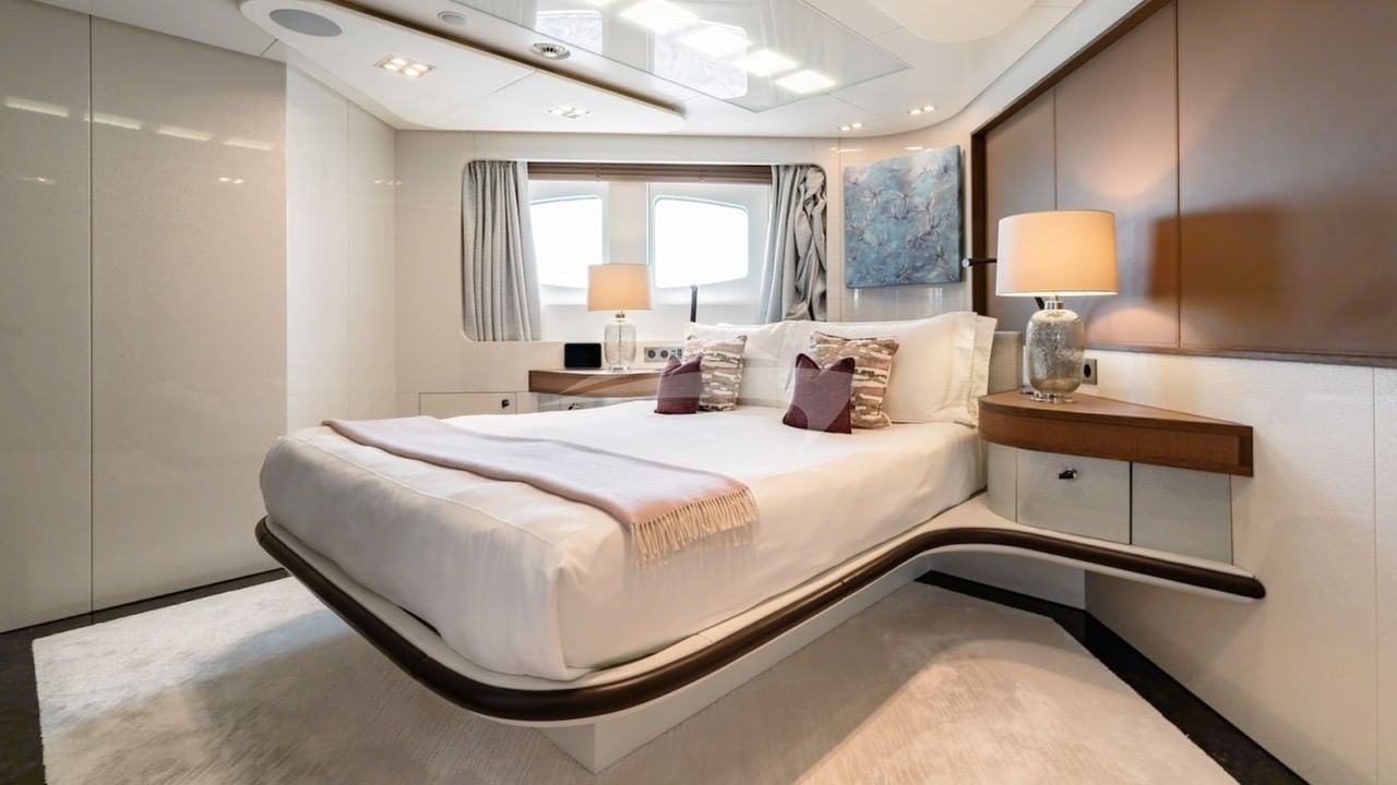 VIP full beam stateroom can be converted into 2 en suite cabins