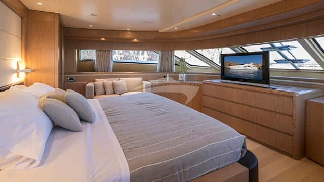 RINI V yacht charter photo 5