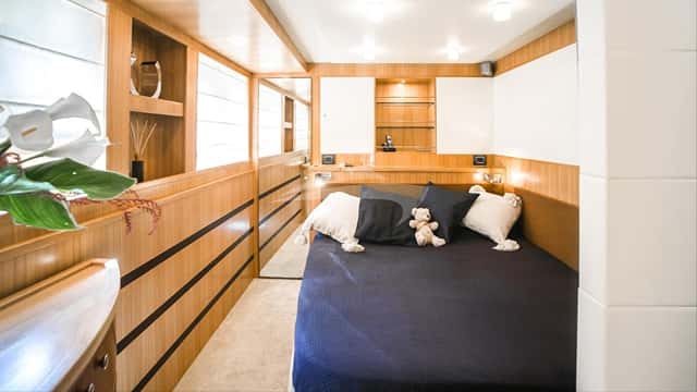 DOUBLE D yacht charter photo 4