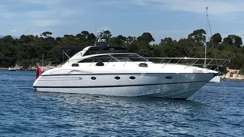 ANTHINEA 15m motor yacht charter
