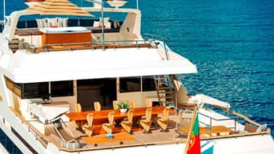 Upper and main deck
