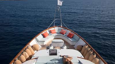 Bow Seating