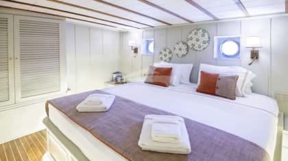 CAUSTIC 40m motor yacht charter, photo 13