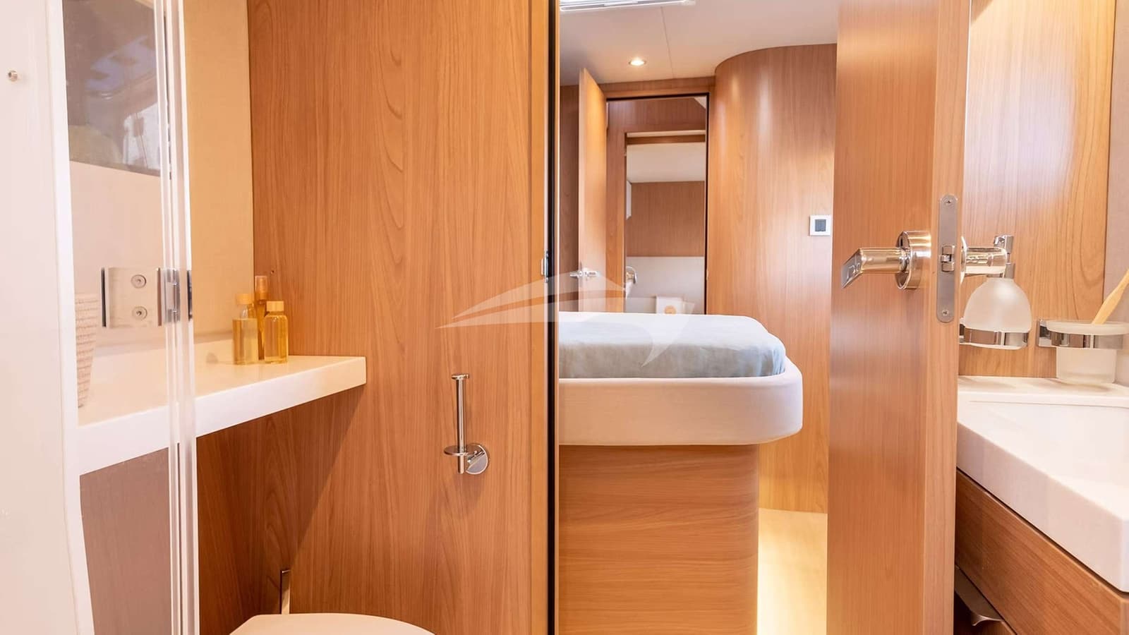 JUMEAUX, photo from the yacht portfolio 16