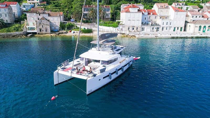 NAMASTE OF BALI 17m sailing yacht charter, photo 3