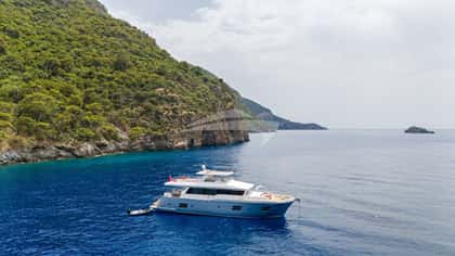 LAVIN 27m motor yacht charter, photo 9