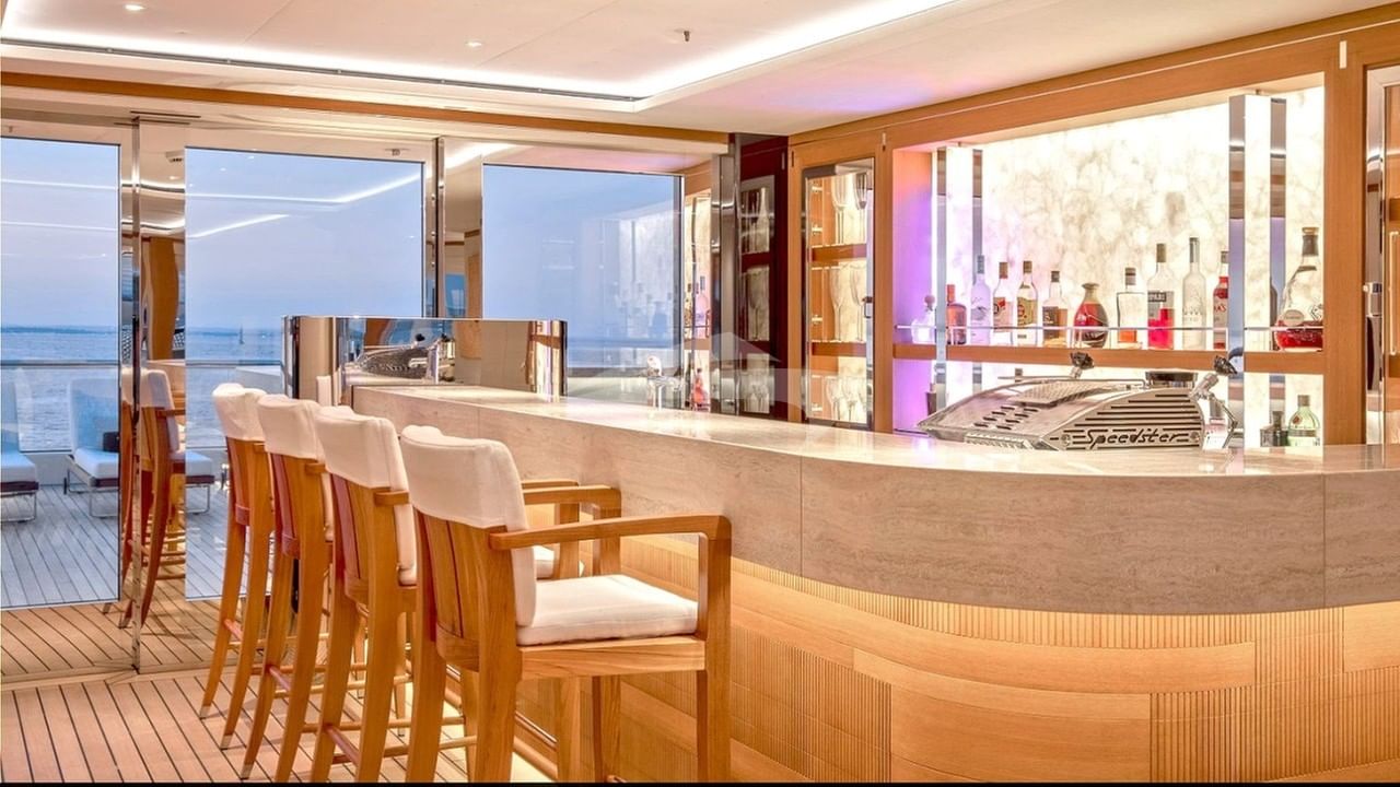 Skylounge Bar