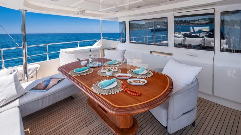 Deck Dining