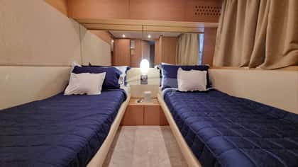 RED ROSE 26m motor yacht charter, photo 11