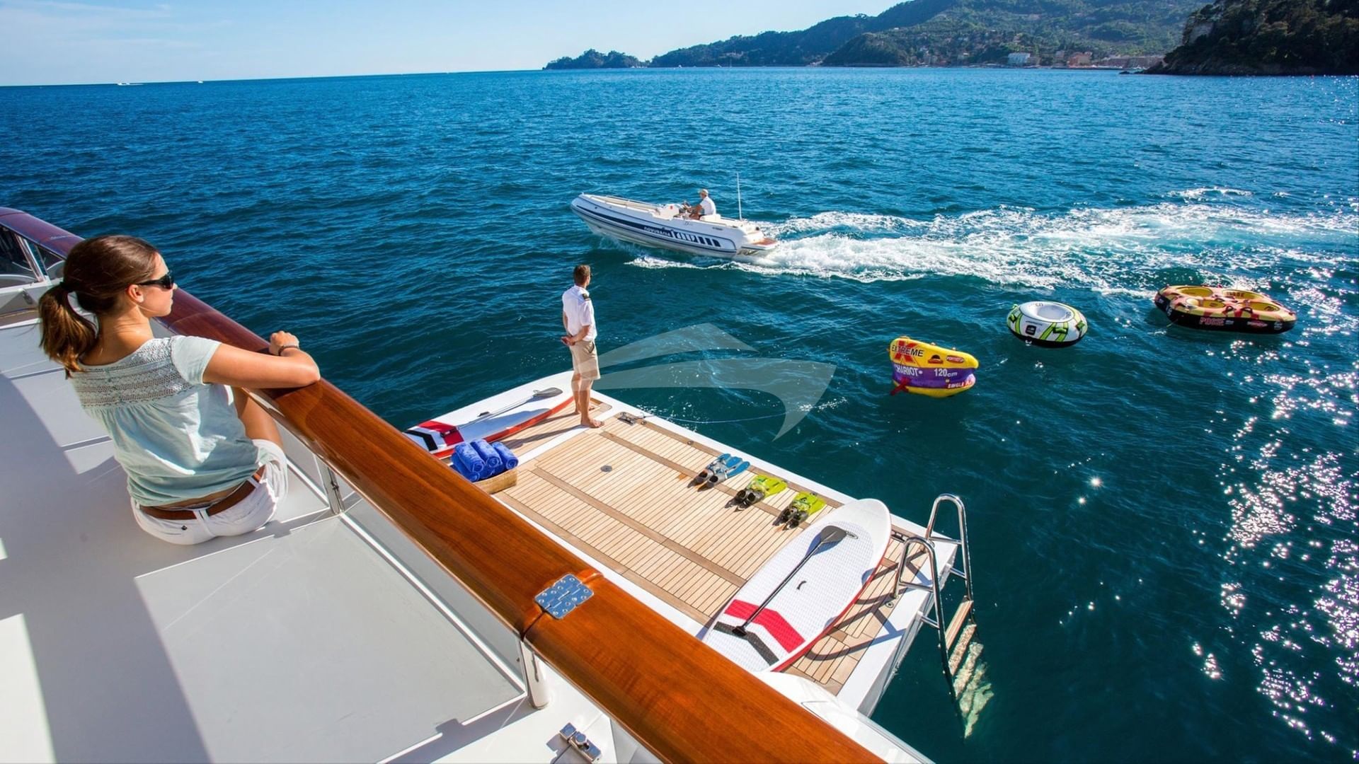 Swim Platform & Toys