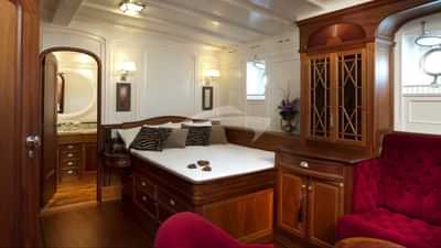 Guest Cabin