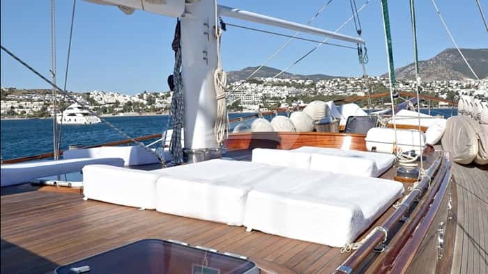 LADY CHRISTA 36m sailing yacht charter, photo 4