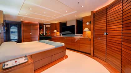 BELUGA 35m motor yacht charter, photo 6