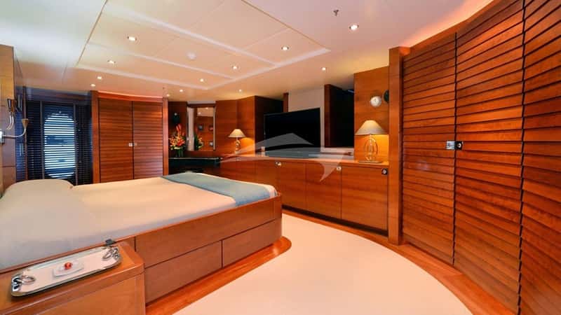 BELUGA 35m motor yacht charter, photo 6