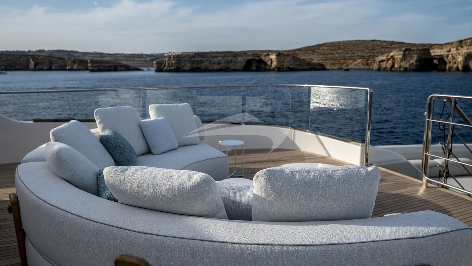 UNIQUE S, Aufnahme aus dem Yachtportfolio 15