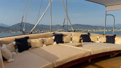 HAPPY DAYS 27m motor yacht charter, photo 13