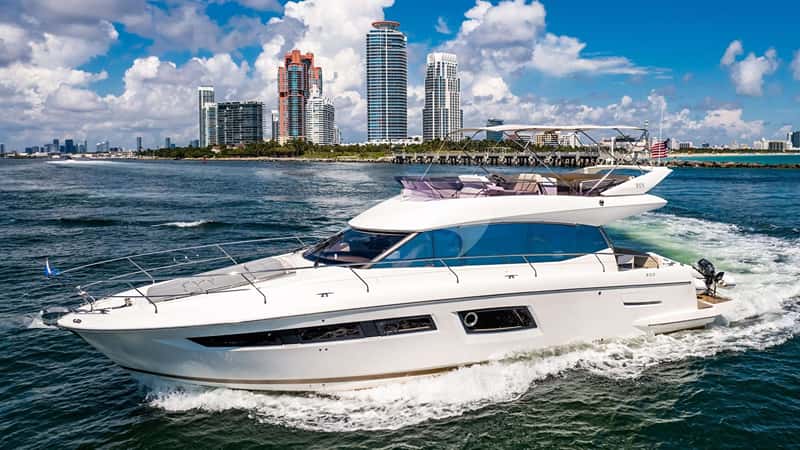 WHISKY AND WAVES 16m motor yacht charter