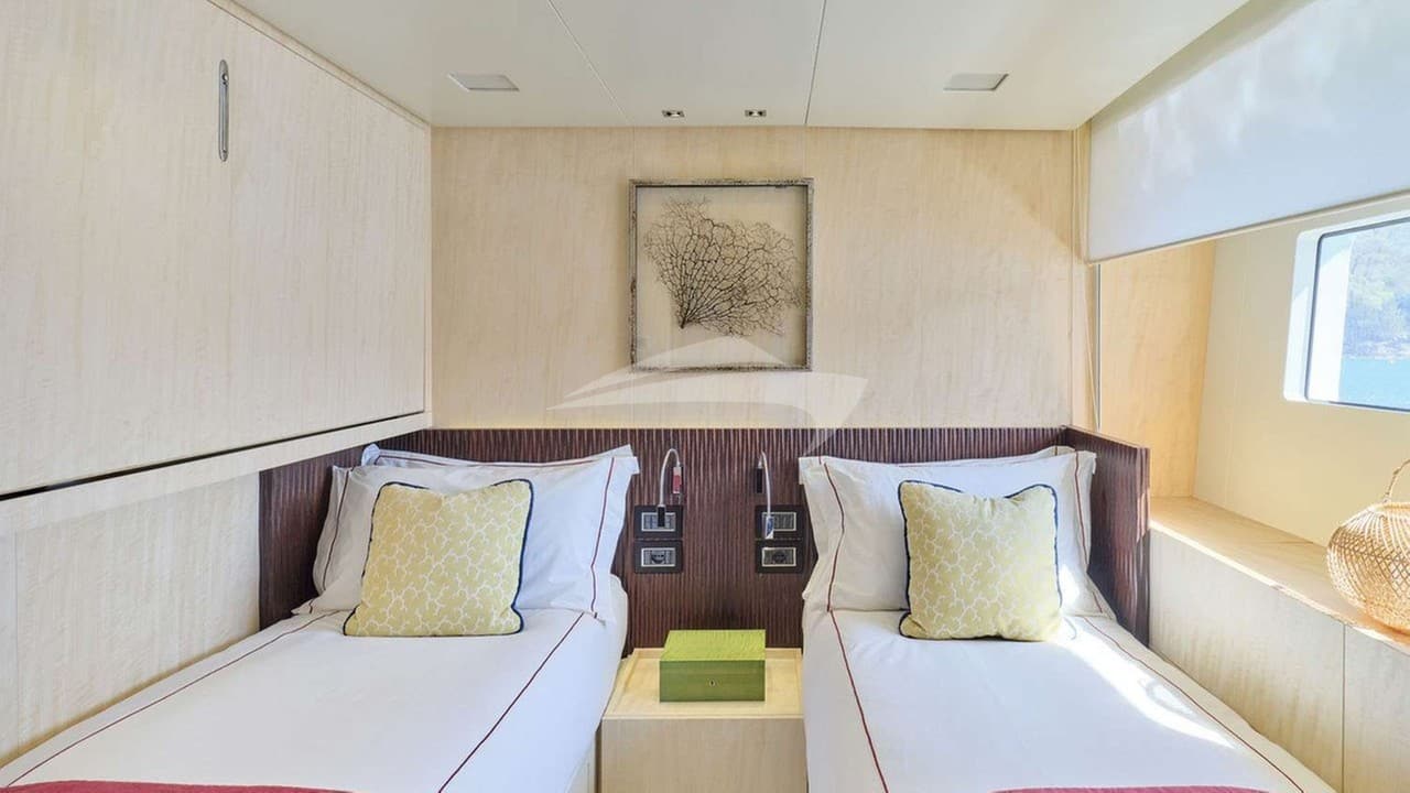 RARE DIAMOND, photo from the yacht portfolio 13