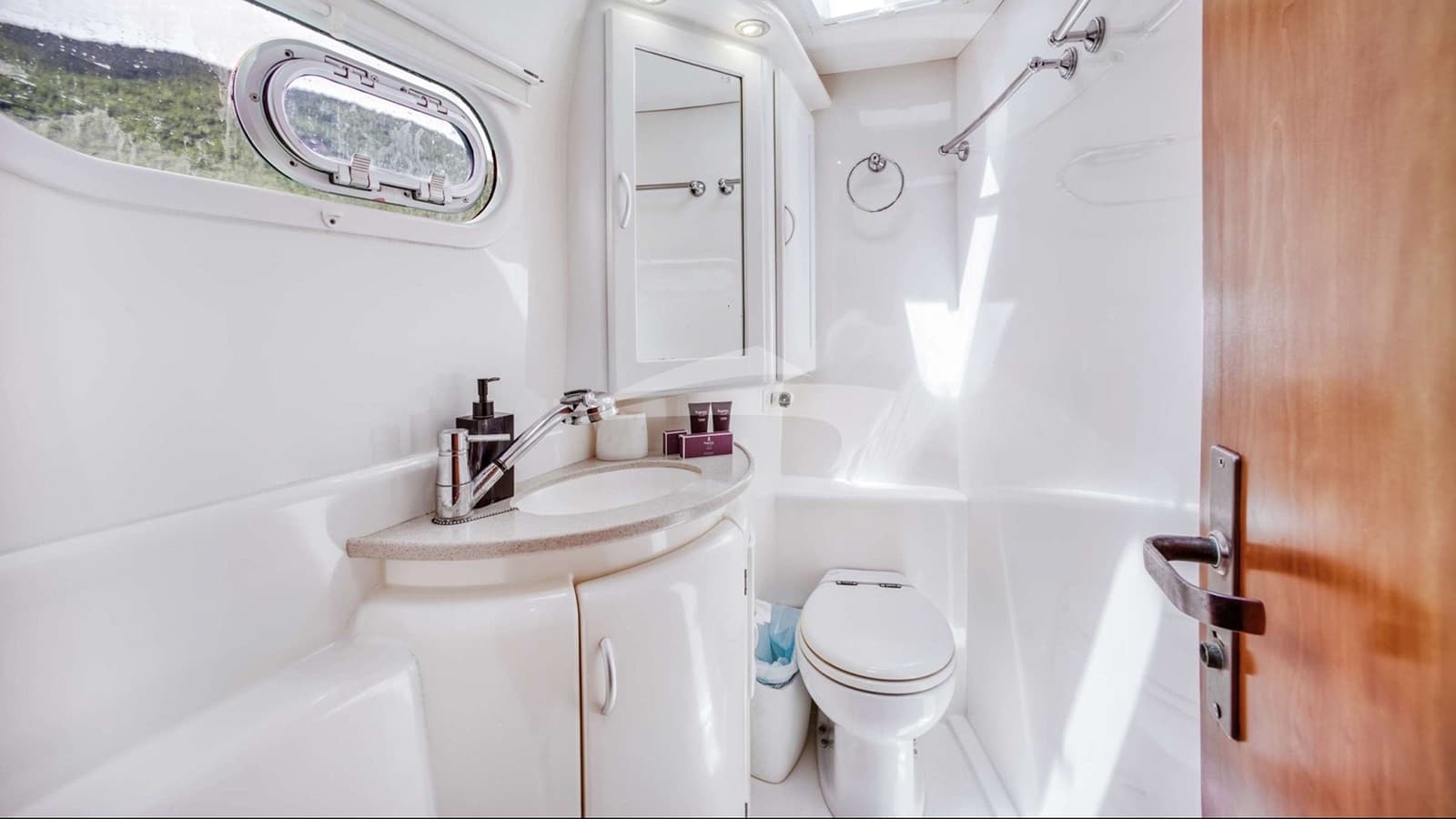 DAYDREAM, photo from the yacht portfolio 14