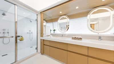MASTER EN SUITE