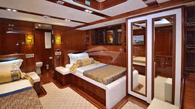 Twin Cabin