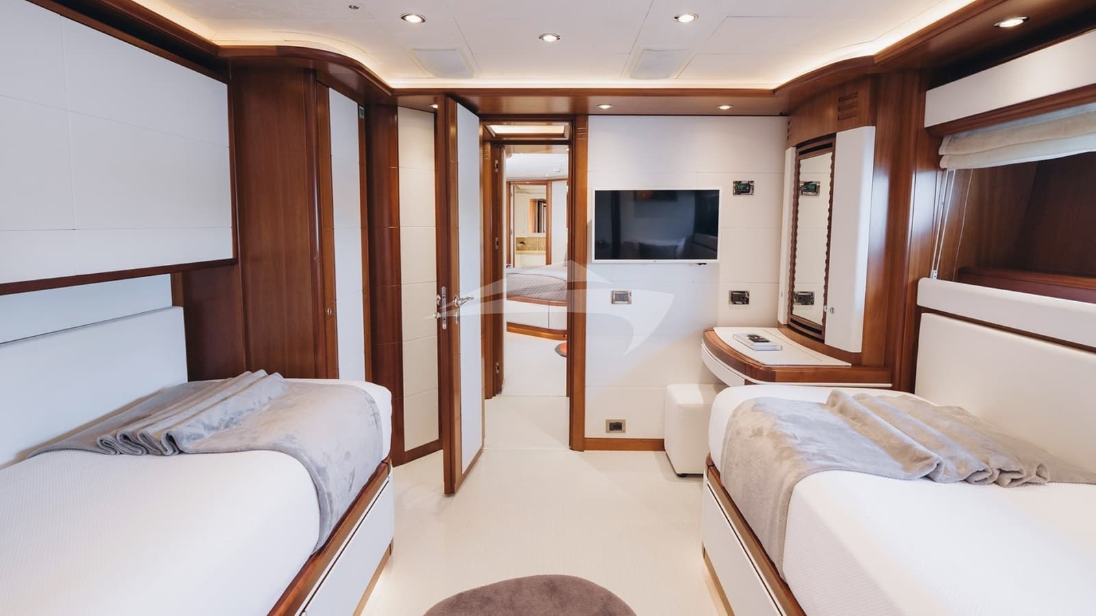 BUNKER, photo from the yacht portfolio 13