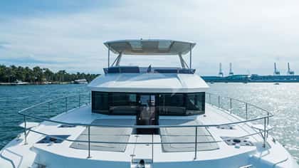 INNER PEACE 16m motor yacht charter, photo 12