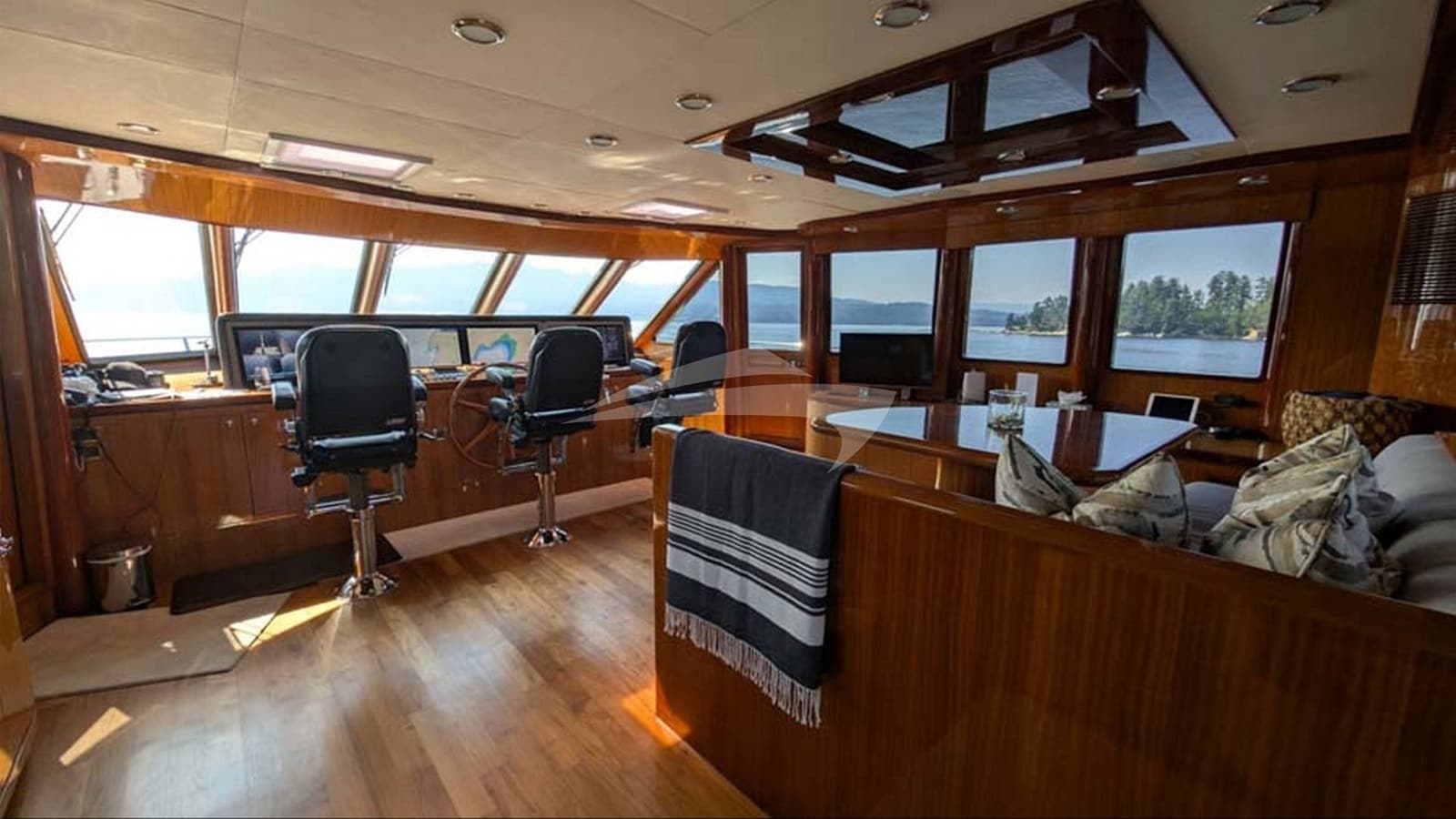 A GREAT ESCAPE, photo from the yacht portfolio 16