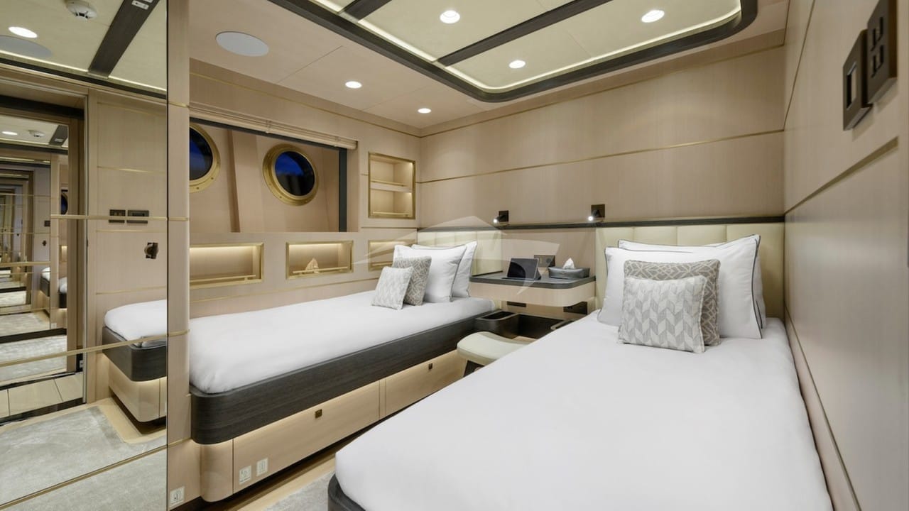 Guest twin stateroom