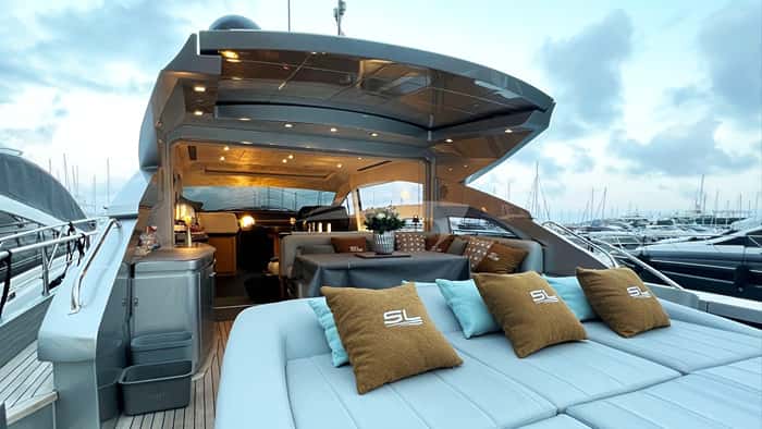 SUMMERTIME 20m motor yacht charter, photo 3