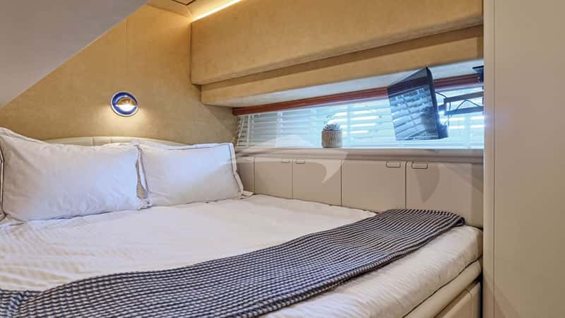 APEIRON BLUE 24m motor yacht charter, photo 9