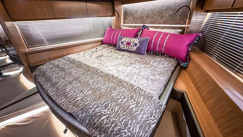 SEA AMBER 19m motor yacht charter, photo 8