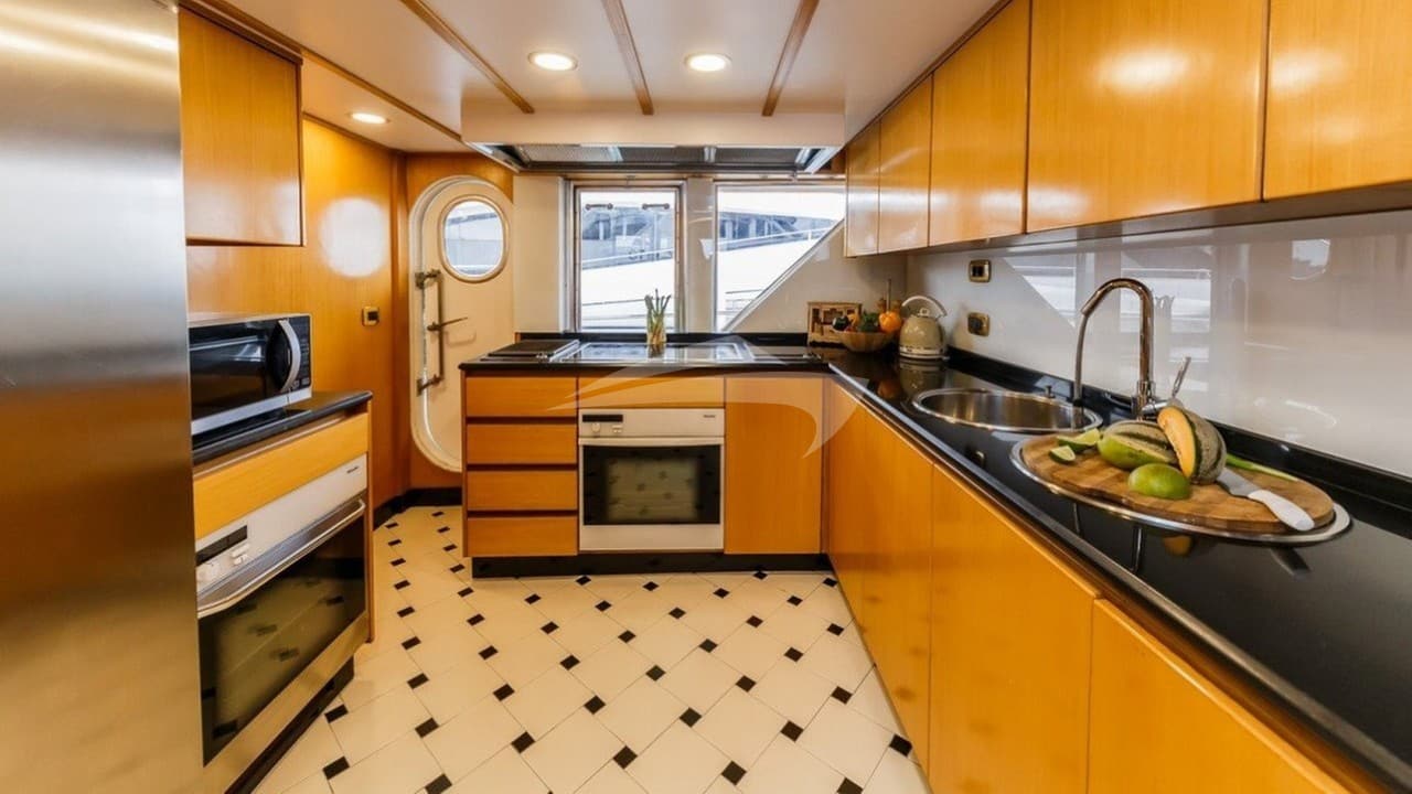 TO JE TO, photo from the yacht portfolio 14