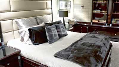 Double Cabin