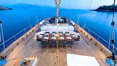 Deck Dining