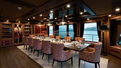 Main dining on C-deck