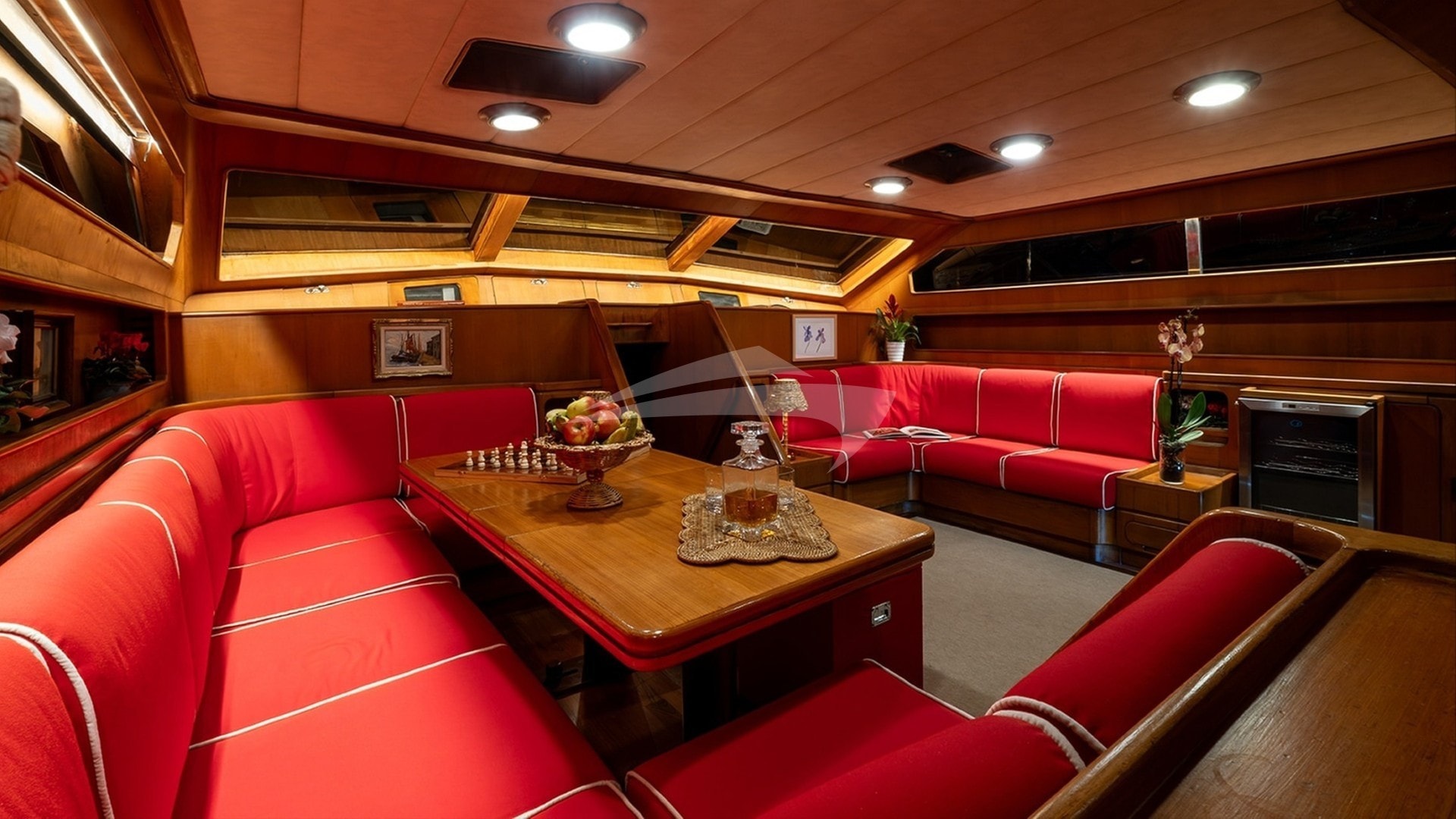 Interior 2