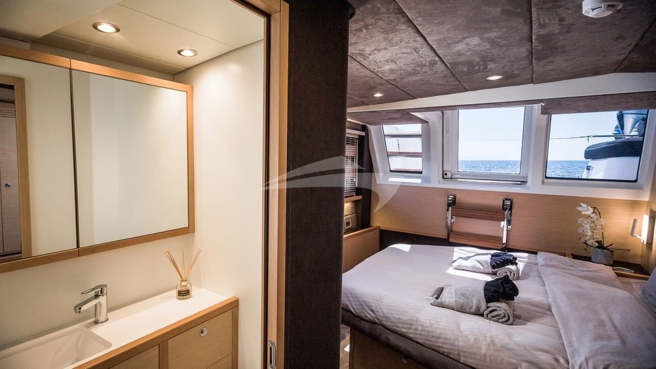 Master Cabin and Bathroom